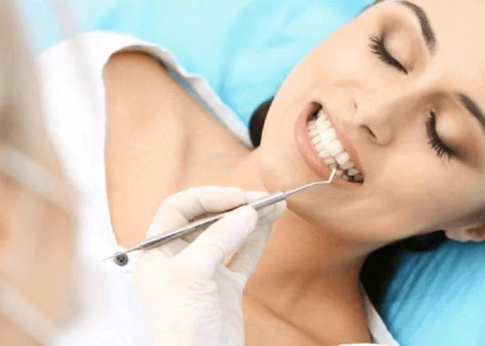 Chuyên gia giải đáp: Bầu có lấy cao răng được không?