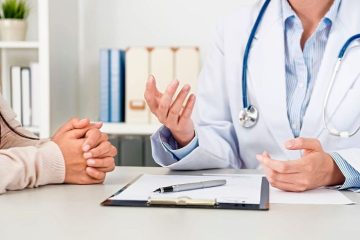 Giải đáp thắc mắc : Sau khi lấy cao răng bao lâu thì được ăn?