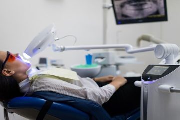 Tẩy trắng răng có đau không? Công nghệ tẩy trắng răng phù hợp những ai?