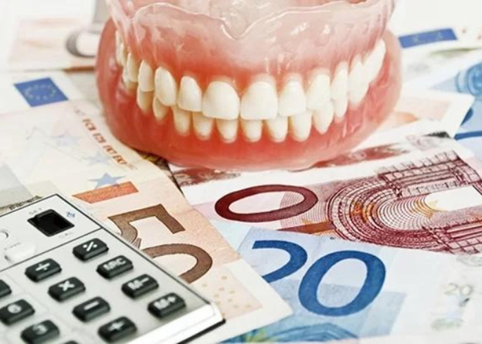 Tìm hiểu về dịch vụ bọc răng sứ trả góp